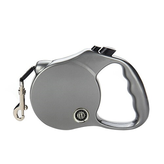 Lesa Retractabila TKM cu maner ergonomic si buton de franare Lesa Retractabila TKM cu maner ergonomic si buton de franare, tip banda, Lungime 5m, Greutate Maxima 15 Kg, Gri, Ropet - imagine 1